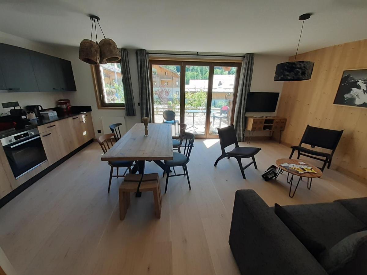Superbe Appartement T3 4 Etoiles Terrasse Acces Spa Saint-Chaffrey Exterior foto